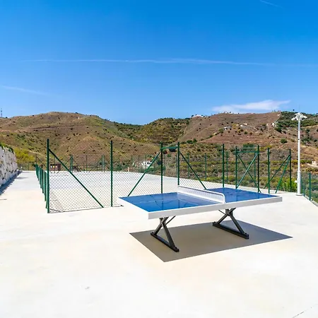Bayview Hills Premium Pool *
