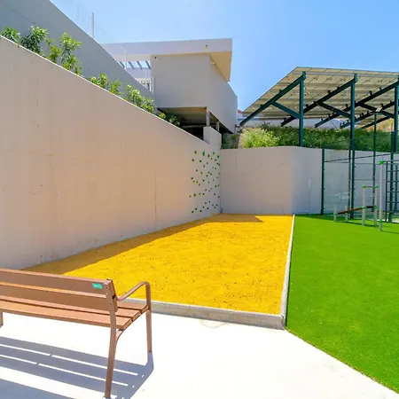 Bayview Hills Premium Pool דירה