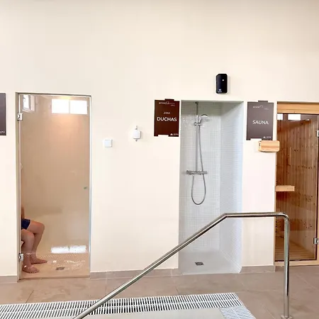 Bayview Hills Premium Pool דירה *