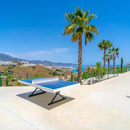 Bayview Hills Premium Pool *