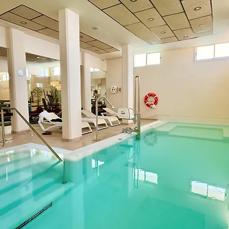 Bayview Hills Premium Pool דירה *