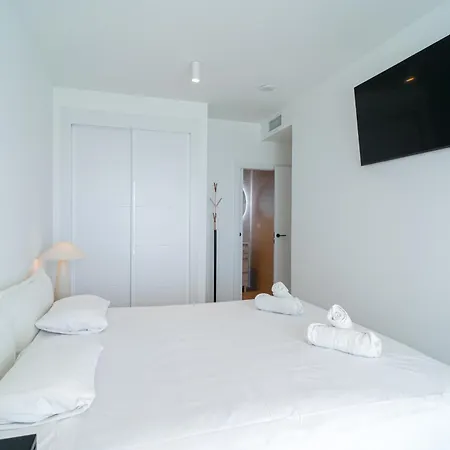 דירה Bayview Hills Premium Pool *