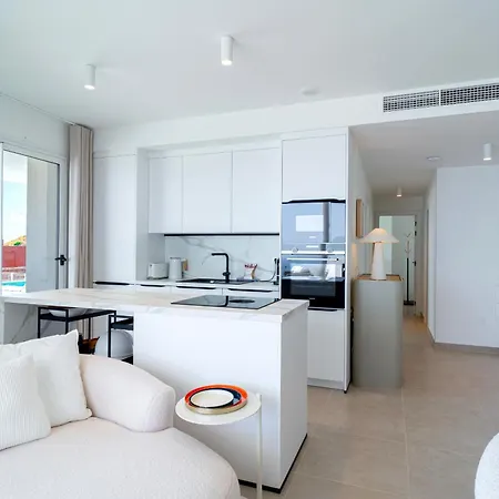 דירה Bayview Hills Premium Pool