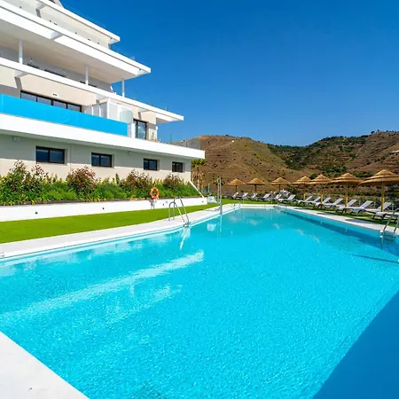 Bayview Hills Premium Pool