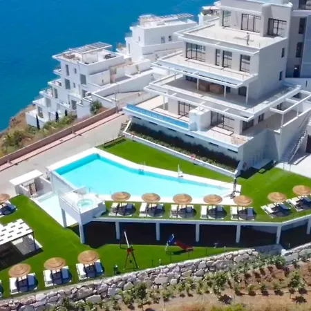 Bayview Hills Premium Pool דירה טורוקס